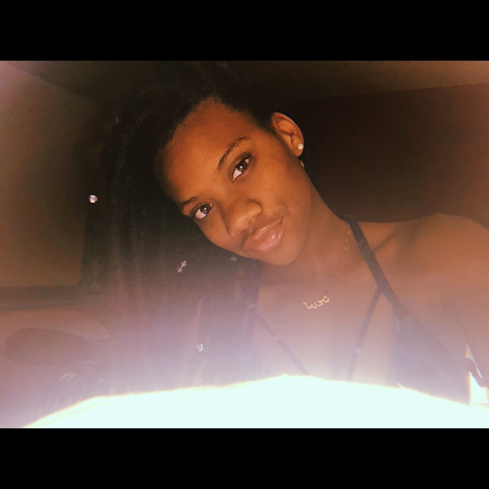 Meet your Posher, Lauryn